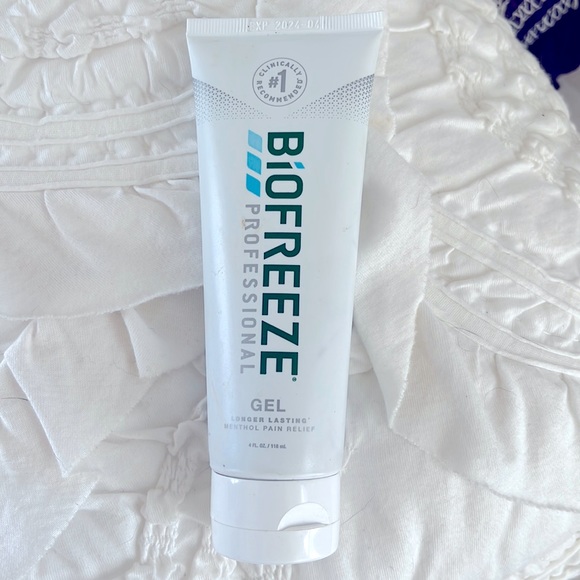 performance health Other Biofreeze Professional Gel Poshmark
